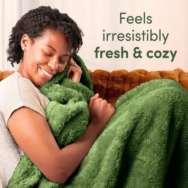 Alt view image 2 of 7 - Downy Cozy Collection In-Wash Laundry Scent Booster Beads, Pistachio Cream Scent, 7.8 oz