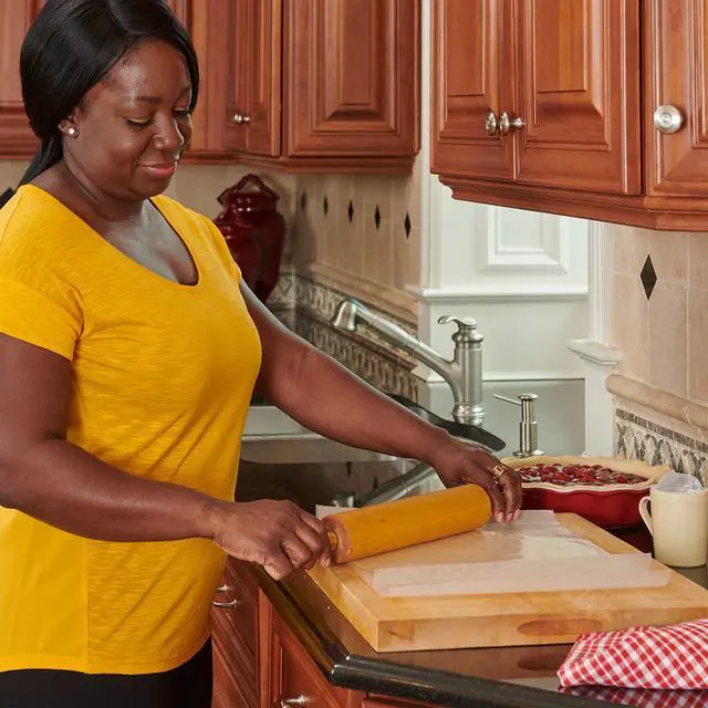 Alt view image 4 of 6 - Reynolds Kitchens Cut-Rite Wax Paper Roll with Built-in Cutter, 75sq ft, 1pk