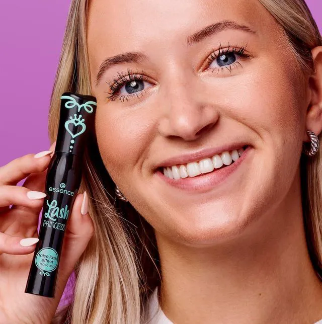 Alt view image 5 of 7 - Essence Lash Princess False Lash Effect Mascara, Black (Pack of 1)