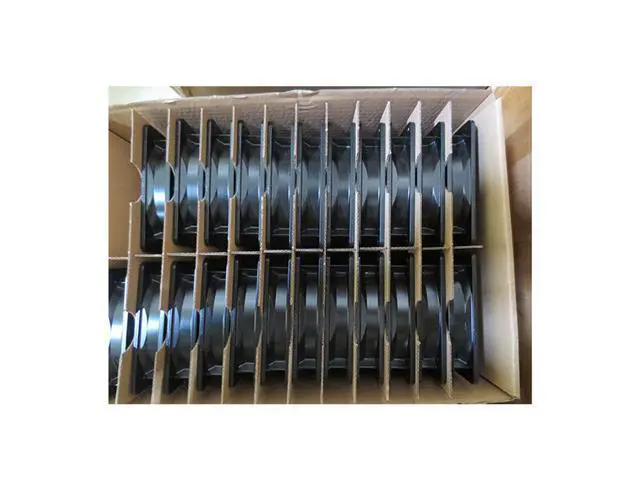 Alt view image 3 of 3 - 9956 ebmpapst 119*119* 25mm 117m3/h 230V 14W 2450rpm axial fan