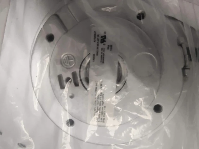 Alt view image 3 of 5 - 1 PCS RH31M-4EK.2F.1R AC115V 1.6/2.0A 0.17/0.23KW 4-Wire Cooling Fan