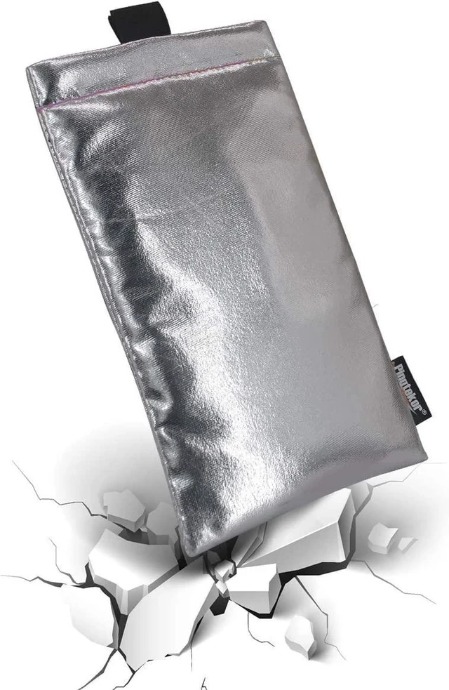 Alt view image 4 of 7 - Thermal Phone Case,Prevent OVERHEATING in The Sun, Prevent Lower Temperatures to Extend Battery Life, for iPhone 13Pro/14/14 Pro/15/15Pro/Samsung Galaxy and Similar Sized Phones-Silver