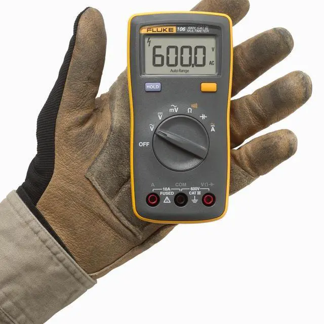 Alt view image 4 of 6 - 106 (U.S.) Palm-Sized Digital Multimeter, CAT III 600V