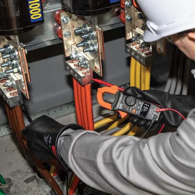 Alt view image 4 of 7 - CL390 AC/DC Digital Clamp Meter, Auto-Ranging, 400 Amp, NCVT Tester, Hi-Viz LCD Display, TRMS, Continuity Resistance, Temperature and More