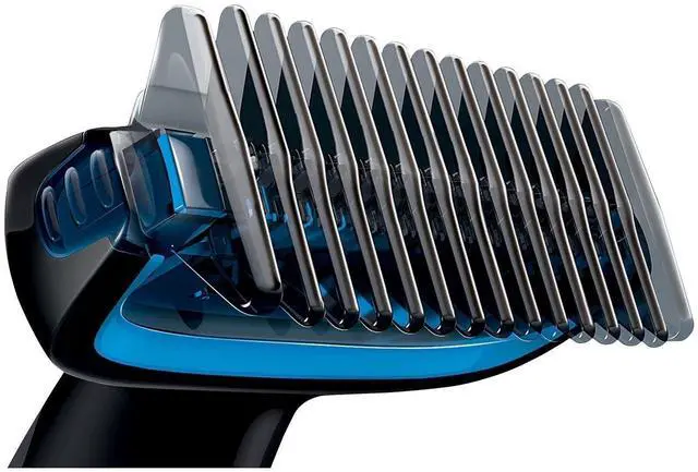 Alt view image 4 of 7 - Bodygroom Series 1100, BG1026/60, Showerproof Body Hair Trimmer and Groomer for Men