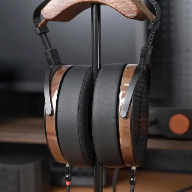Alt view image 5 of 5 - i5 Replacement Earpads (no ventilationholes) for i5 Planar Magnetic Headphones