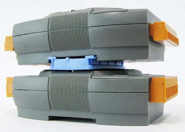 Main image of I-7060D (with Display) 4 Channel Isolated Digital Input and 4 Channel Relay Output Data Acquisition Module communicable Over RS-485