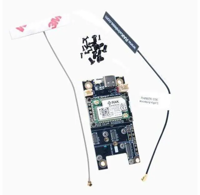 Main image of RAK WisBlock Basic Starter Kit, LoRa RAK4631 nRF52840 BLE SX1262 915MHz Module, Antennas, USB Cable