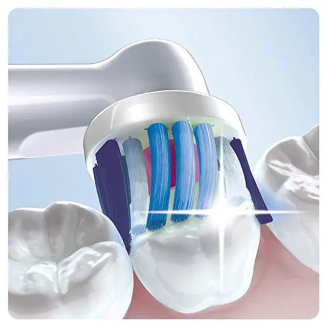 Alt view image 5 of 5 - Tête de brosse à dents électrique Oral-B Pro 3D White, poils en forme de X et cupule de polissage unique pour blanchir les dents et éliminer les taches superficielles, paquet de 4