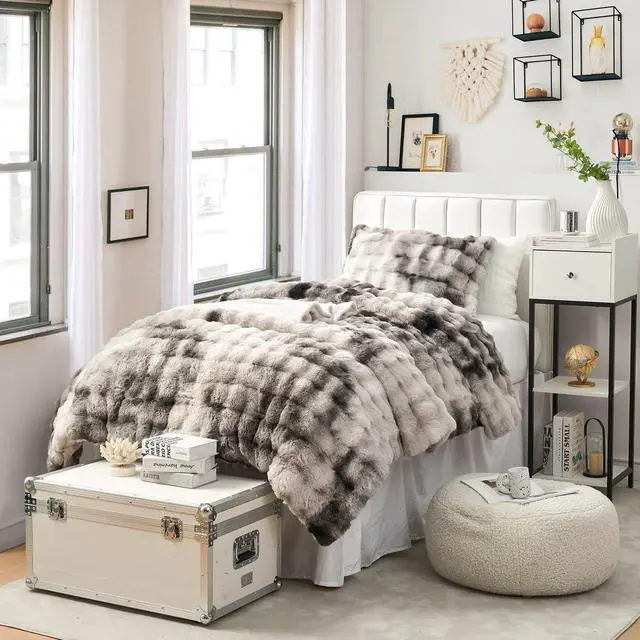 Main image of Snowball Double Chunky Bunny - Coma Inducer® Oversized Twin Comforter Set - Messy Storm Gray