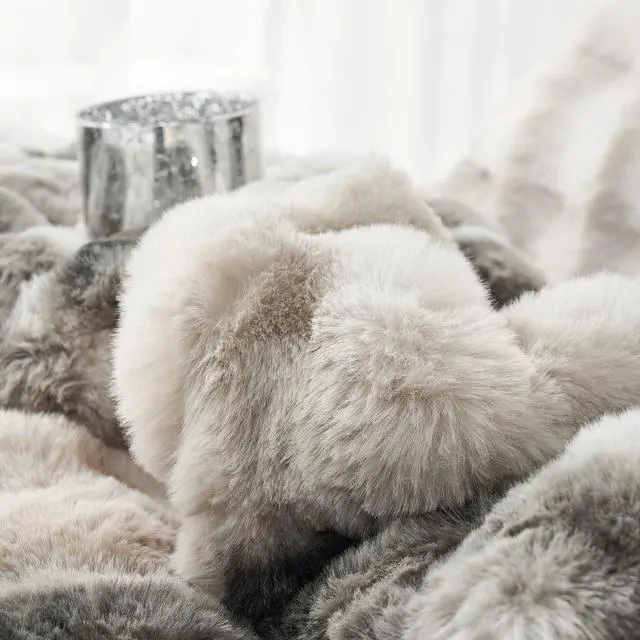 Alt view image 4 of 4 - Snowball Double Chunky Bunny - Coma Inducer® Oversized Twin Comforter Set - Messy Storm Gray
