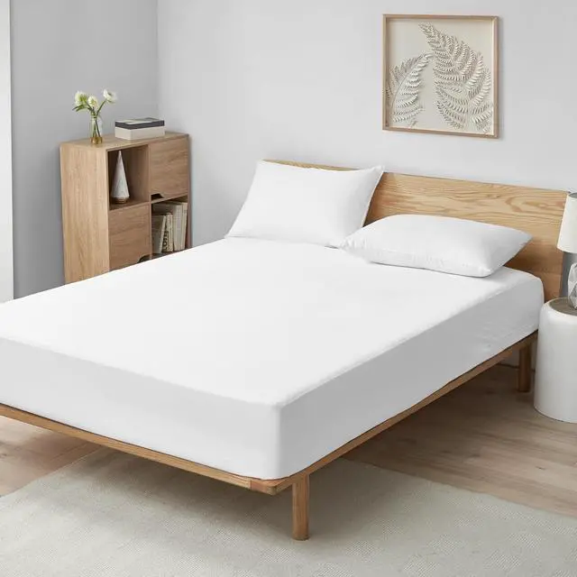 Main image of Knit Mattress Encasement - King Zippered Bed Cover