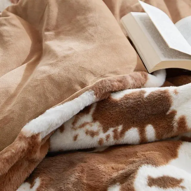 Alt view image 4 of 7 - Longhorn - Coma Inducer® Oversized King Comforter Set