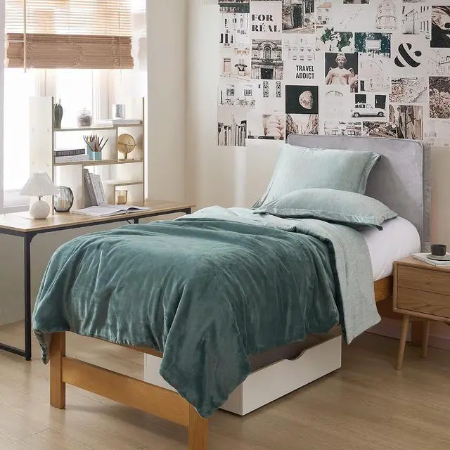 Main image of Some Like it Hot - Some Like it Cold - Coma Inducer® Twin XL Comforter Set - Refreshing Green