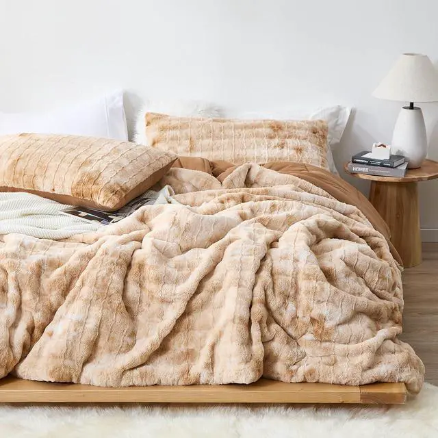 Alt view image 3 of 4 - Coma Inducer Chunky Bunny Spotty Yoga Oversized King Comforter - White Tan