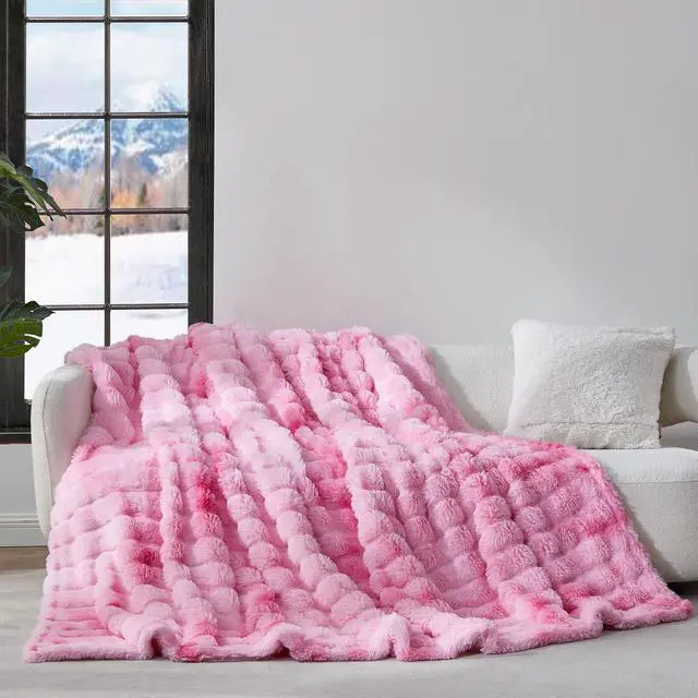 Alt view image 3 of 4 - Coma Inducer Snowball Chunky Bunny Queen Blanket - Pink Cosmos