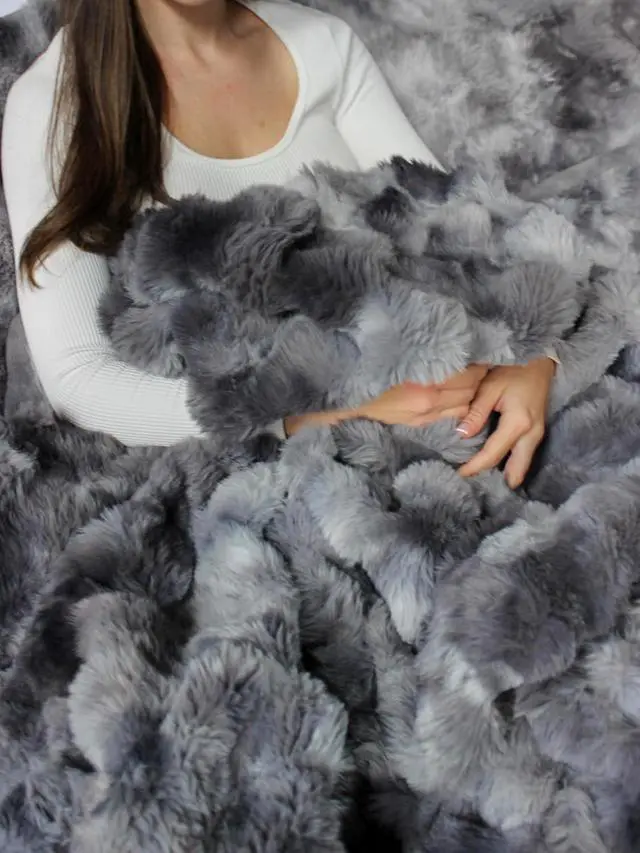 Alt view image 5 of 7 - Beary Soft - Coma Inducer® Oversized Queen Comforter Set - Glacier Black Bear