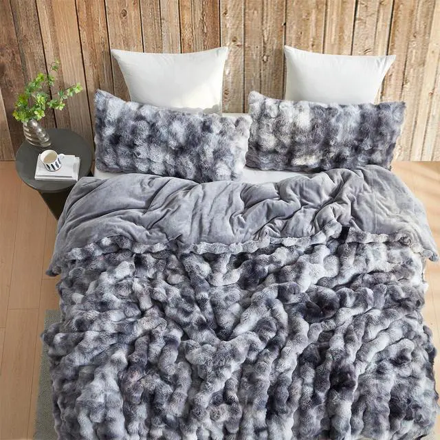 Alt view image 2 of 7 - Beary Soft - Coma Inducer® Oversized Queen Comforter Set - Glacier Black Bear