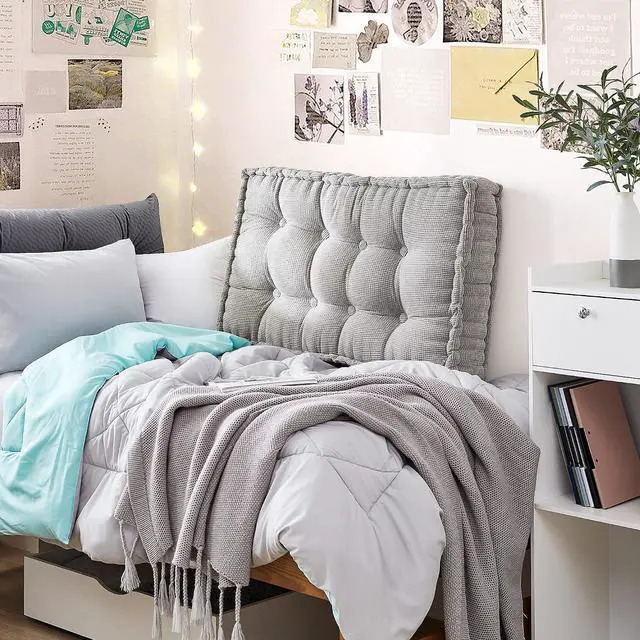 Main image of Rainha - Ultra Thick Tufted College Headboard - Gray