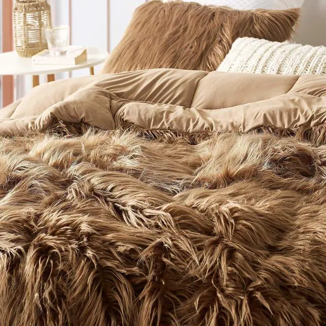 Alt view image 2 of 3 - Grizzly Bear - Coma Inducer® Oversized Queen Comforter - Toasted Coconut