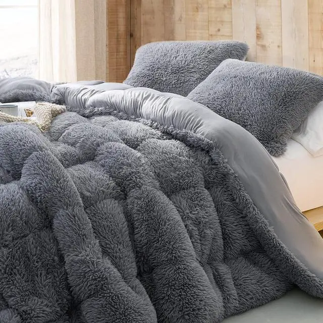 Alt view image 2 of 4 - Alaskan Winters® - Coma Inducer® Oversized Queen Comforter - Chiseled Stone