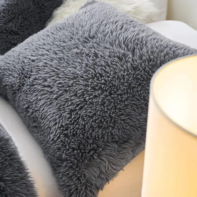 Alt view image 3 of 4 - Alaskan Winters® - Coma Inducer® Oversized Queen Comforter - Chiseled Stone