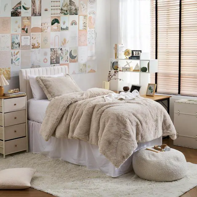 Alt view image 2 of 4 - Coma Inducer I Am Bed Serious Oversized Twin Comforter Set - Taupe Cream