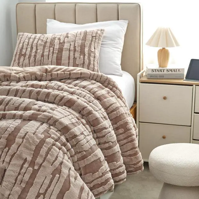 Alt view image 3 of 4 - Coma Inducer Desert Dunes Oversized Twin Comforter Set - Sahara Taupe