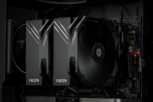 Alt view image 5 of 7 - ID-COOLING FROZN A720 Black Dual-Tower CPU Cooler, 300W TDP, 163mm
7×6mm heat pipes, dual 140mm FDB fans, supports Intel LGA1851/1700/20XX and AMD AM5/AM4.