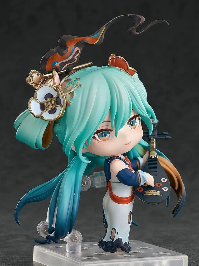 Alt view image 2 of 6 - Japan Nendoroid Hatsune Miku: Ambush from Ten Sides Ver. Complete Figure
