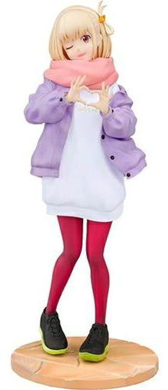 Main image of Japan Chisato Nishikigi Winter Clothes Ver. Lycoris Recoil Complete Figure
