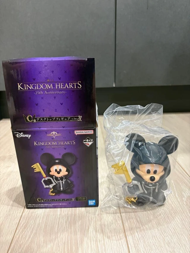 Alt view image 4 of 4 - Ichiban Kuji Kingdom Hearts Prize C Desktop Figure King Mickey