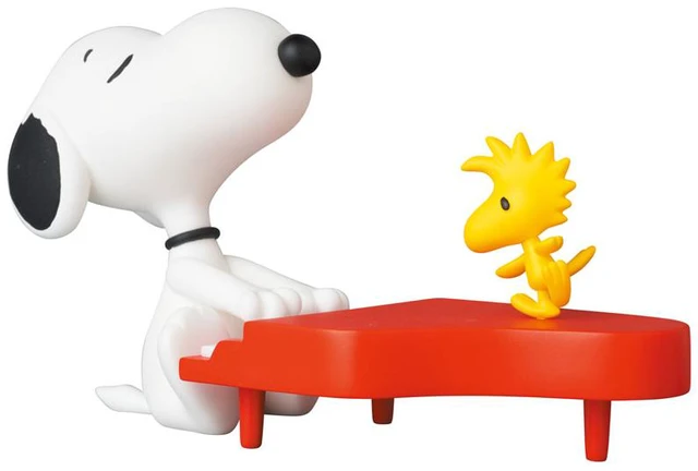 Alt view image 4 of 4 - UDF No.683 Pianist Snoopy - Peanuts Series 13