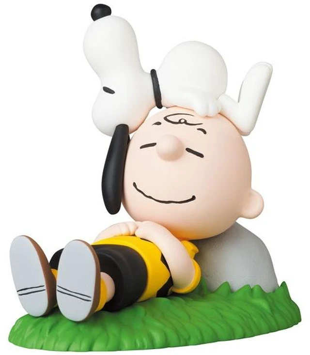 Main image of UDF Napping Charlie Brown & Snoopy Peanuts Series 13