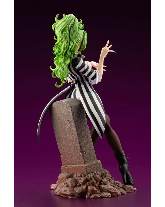 Alt view image 4 of 6 - Beetlejuice HORROR Bishoujo 1/7 Complete Figure (Re-run)