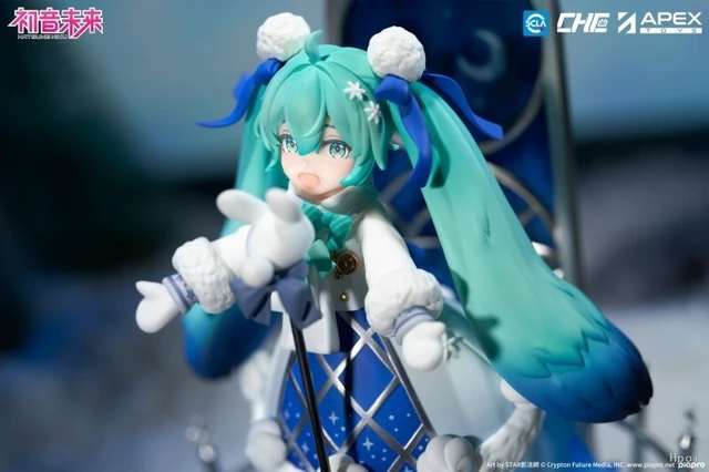 Alt view image 2 of 6 - Japan Hatsune Miku: Star Night Snow Ver. 18cm Figure