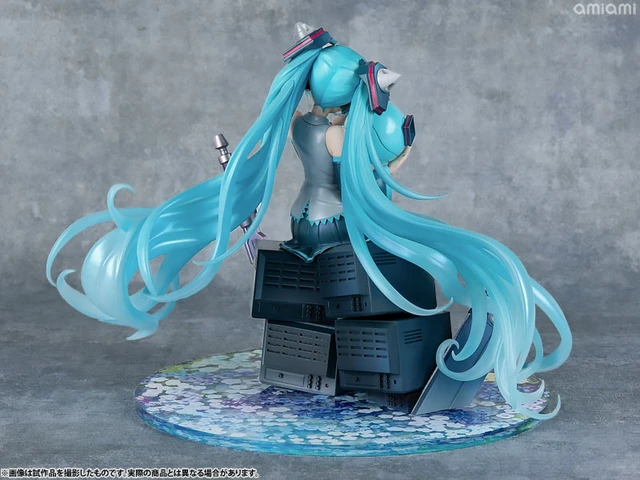 Alt view image 6 of 6 - Japan Lucrea Hatsune Miku x 00 Gundam 1/7 Complete Figure
