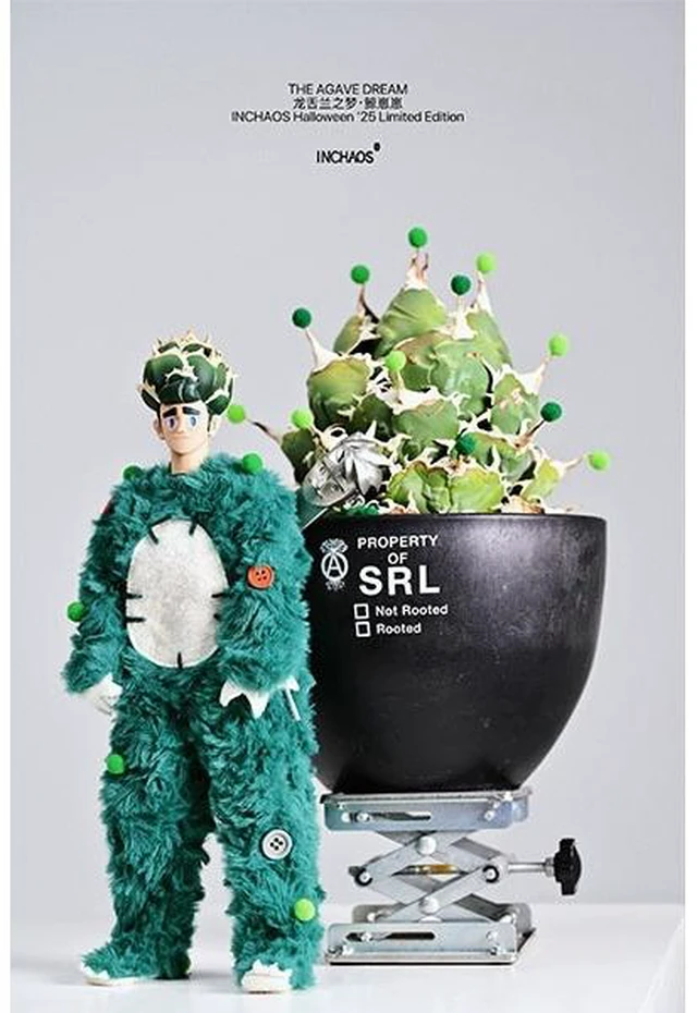 Main image of THE AGAVE DREAM Kujira-chan 1/6 Scale Action Figure (Green)