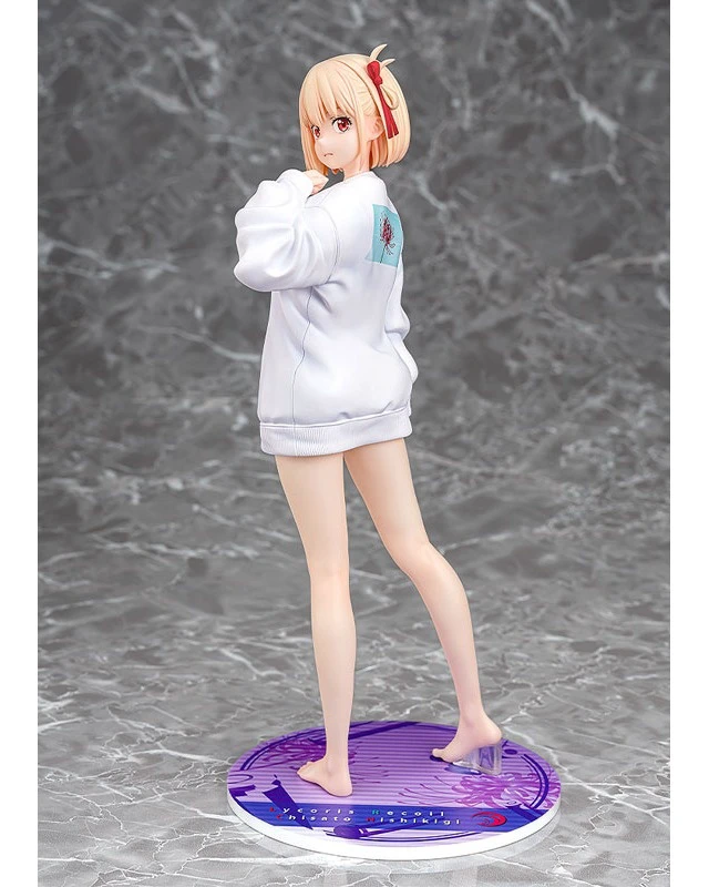Alt view image 3 of 6 - Chisato Nishikigi Oversized Sweatshirt Ver. Lycoris Recoil Complete Figure