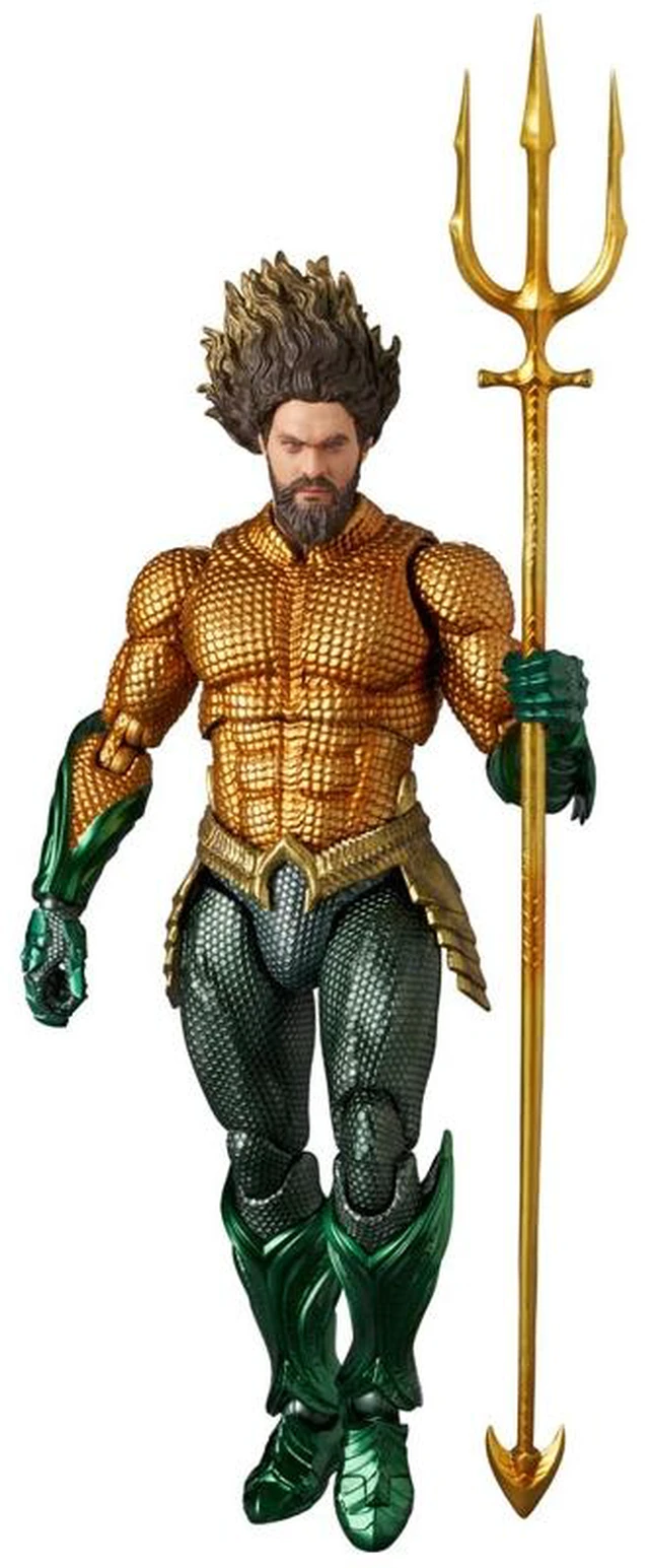 Main image of MAFEX Aquaman (Gold & Green Suit) Aquaman and the Lost Kingdom