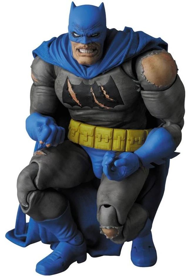 Main image of MAFEX No.119 Batman (The Dark Knight Triumphant) (Reissue)