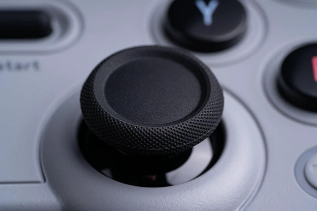 Alt view image 3 of 3 - Japan 8BitDo SN30 Pro Bluetooth Controller Hall Effect Gray