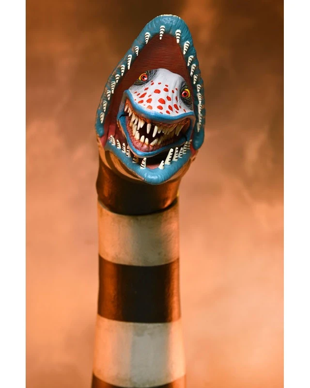 Alt view image 5 of 6 - Beetlejuice & Sandworm Matador Ultimate 7-inch Action Figure 2PK