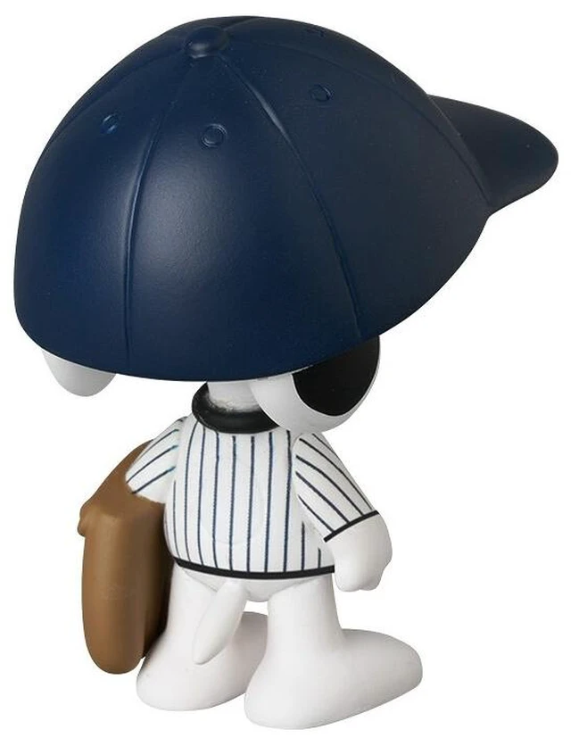 Alt view image 3 of 3 - Japan UDF MLB x Peanuts NY Yankees Snoopy Complete Figure