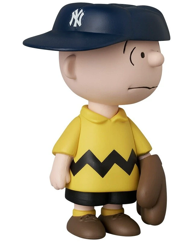 Alt view image 2 of 3 - Japan UDF MLB x PEANUTS NY Yankees Charlie Brown Figure