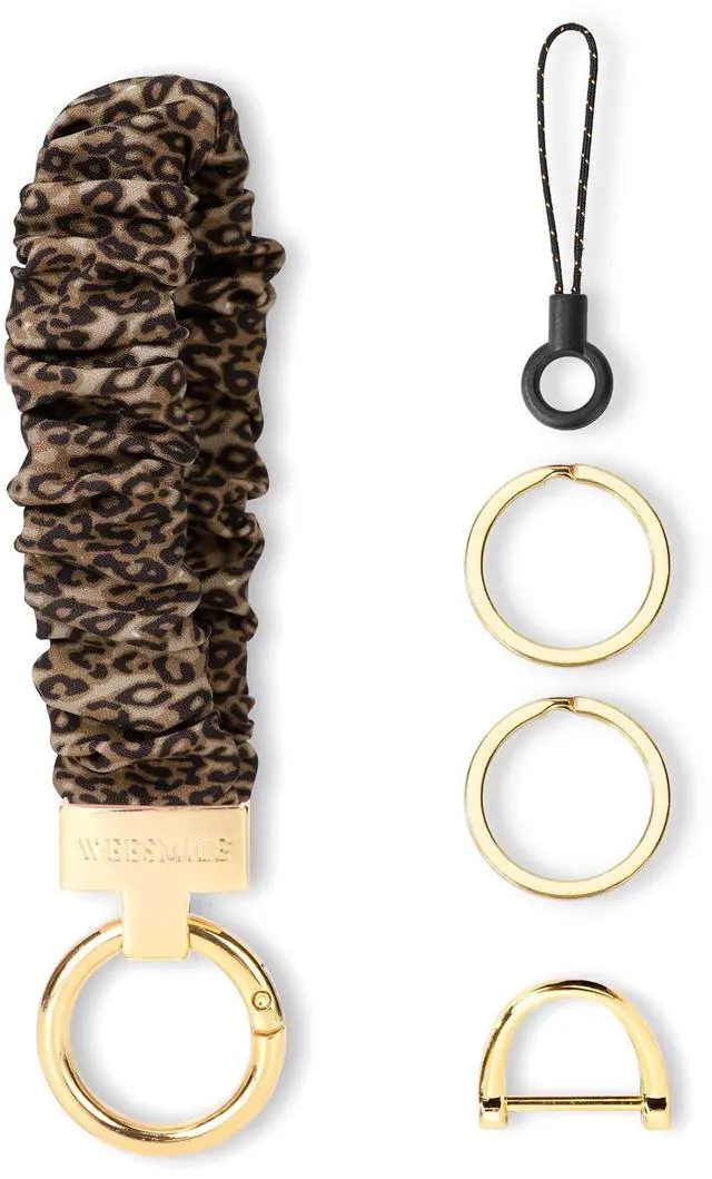Main image of Keychain Wristlet, Stretchy Key Chain for Car Keys with D ring, Cute Scrunchie Wrist Bracelet for Women Men (Print Leopard)