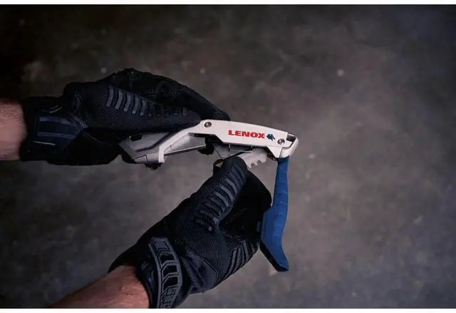 Alt view image 3 of 7 - Utility Knife with 3 Bi-Metal Blades, Retractable, Foldable and Portable, Blade Storage (LXHT10599)