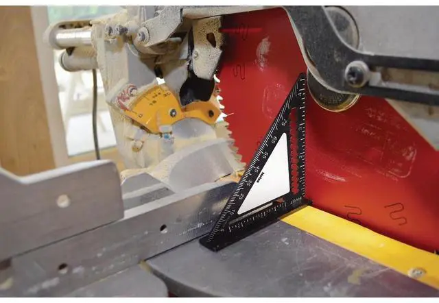 Alt view image 2 of 3 - Level & Tool 1904-0450 Johnny Square Professional Easy-Read Finish Square, 4.5", Black, 1 Square*