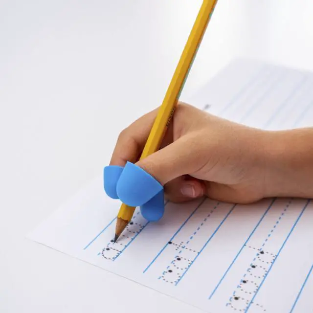 Alt view image 7 of 7 - Writing CLAW, Sample Pack, 2 Each of Three Sizes - TPG-21123