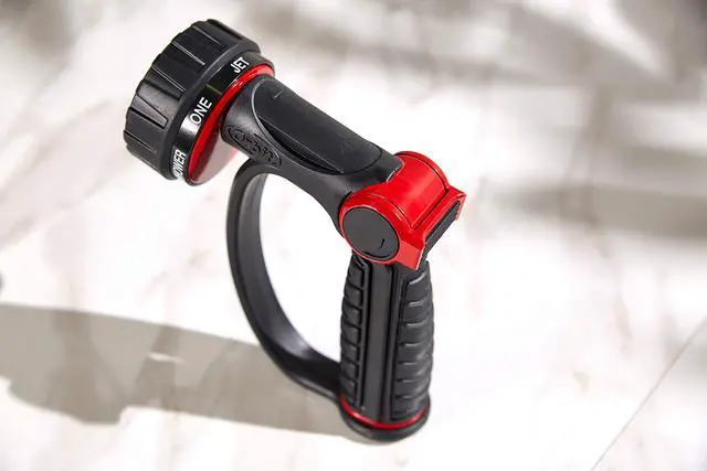 Alt view image 3 of 7 - 58993 7-Pattern Watering Nozzle with Thumb Control, Black